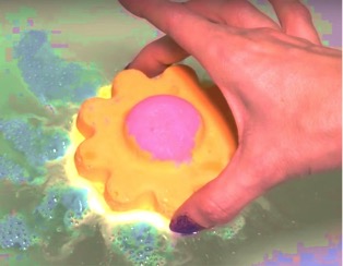 Bath Bomb